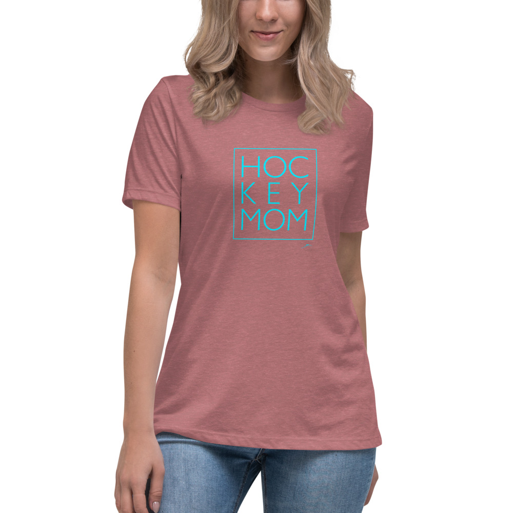 HOCKEY MOM      Women's Relaxed T-Shirt